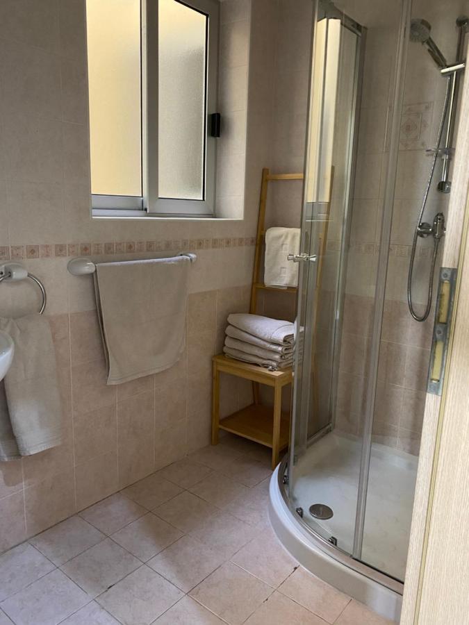 Newly Refurbished Mellieha Central Apartment Eksteriør billede